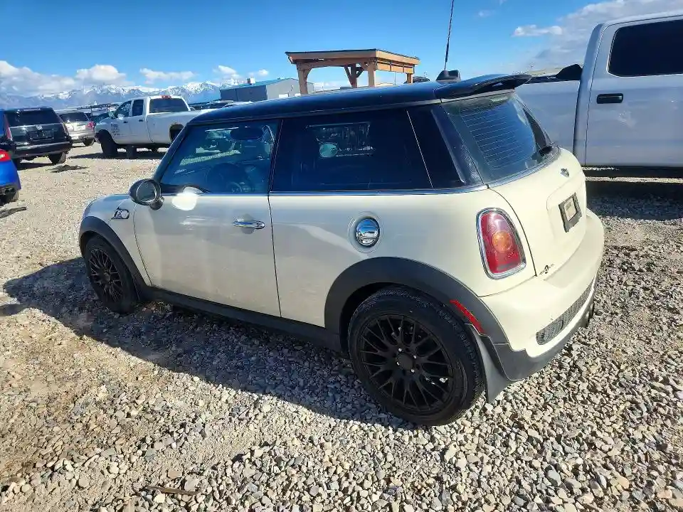 WMWMF7C54ATZ70771 2010 MINI COOPER-1