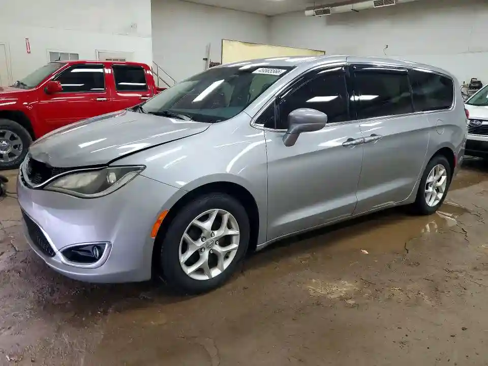 2C4RC1FG7JR125903 2018 CHRYSLER PACIFICA-0