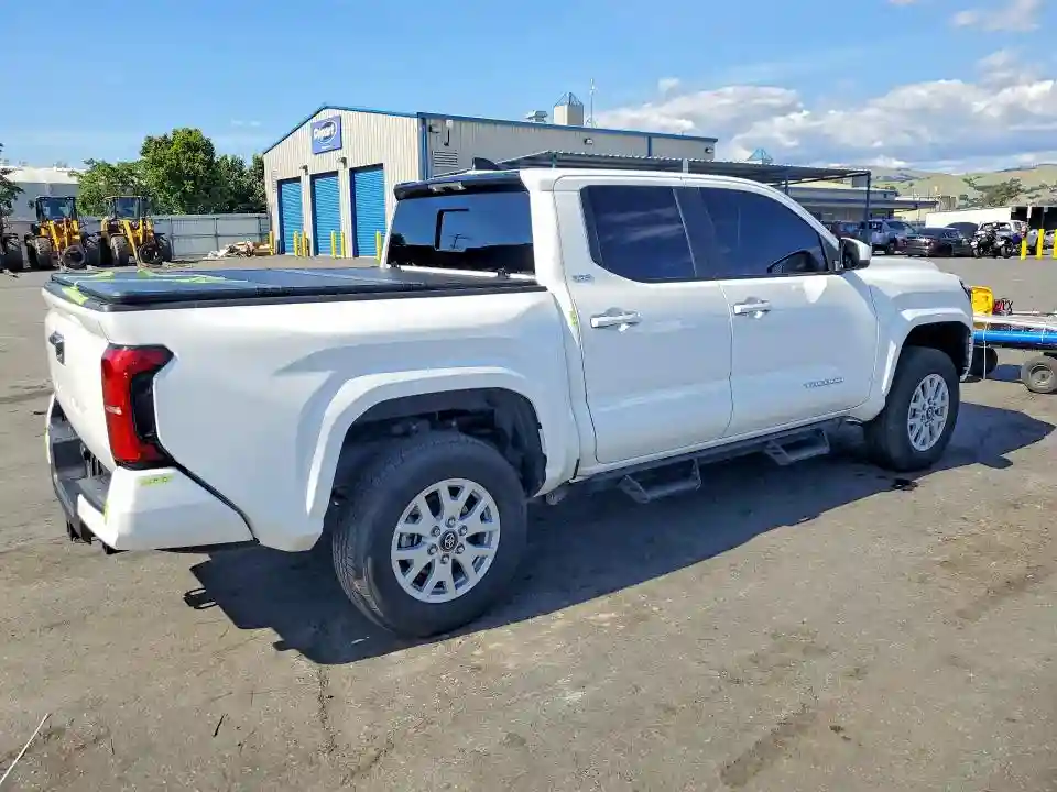3TMLB5JN5RM034475 2024 TOYOTA TACOMA-2