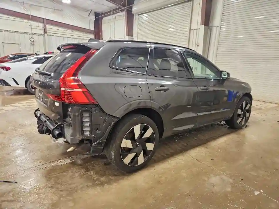 YV4H60DM1R1723956 2024 VOLVO XC60 ULTIM-2