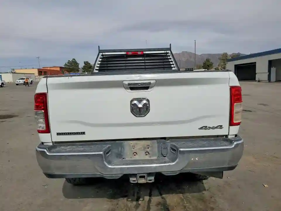 3C6UR5JL5KG584009 2019 RAM 2500-5