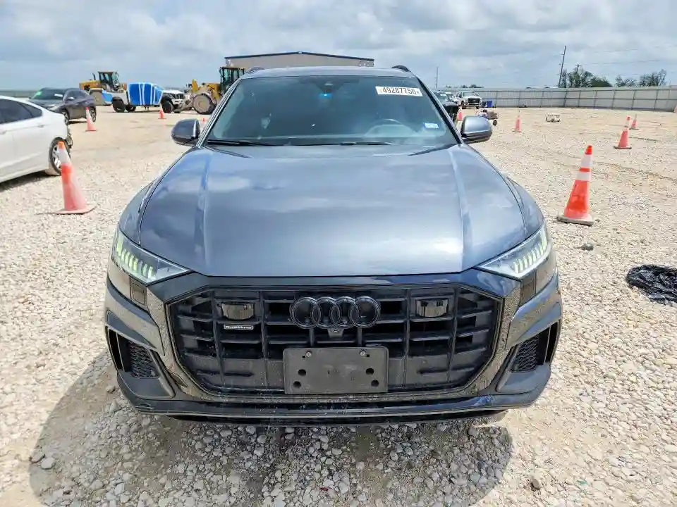 WA1EVAF13MD033094 2021 AUDI Q8-4