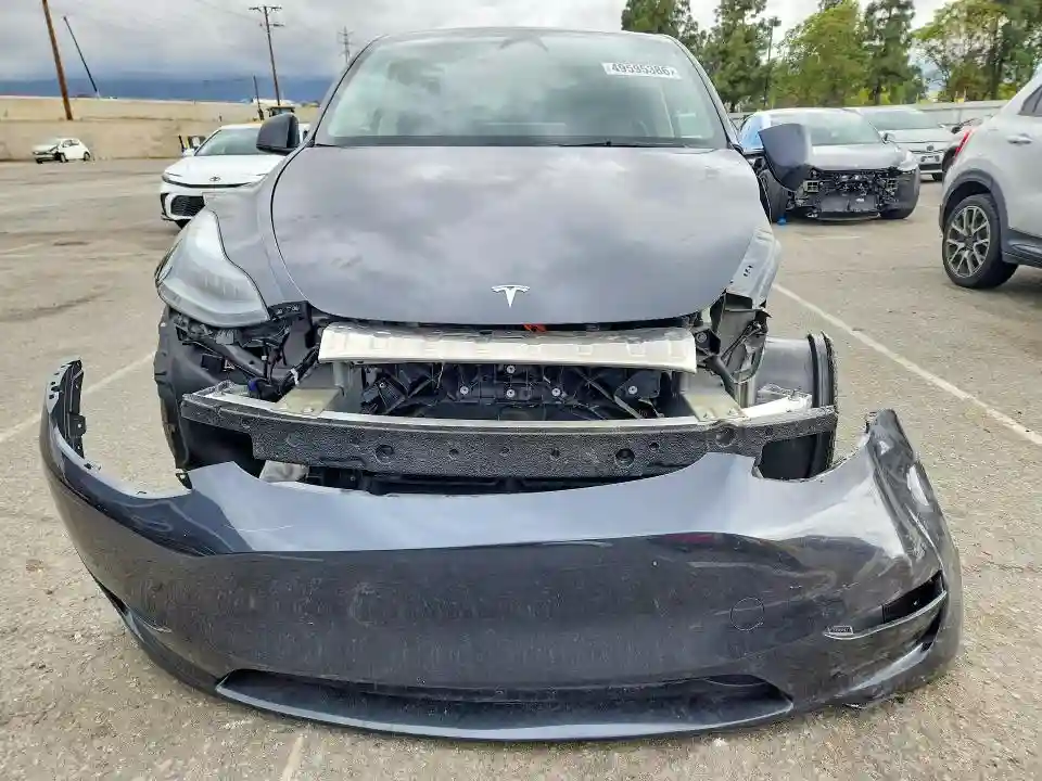 7SAYGDED3SF319160 2025 TESLA MODEL Y-4