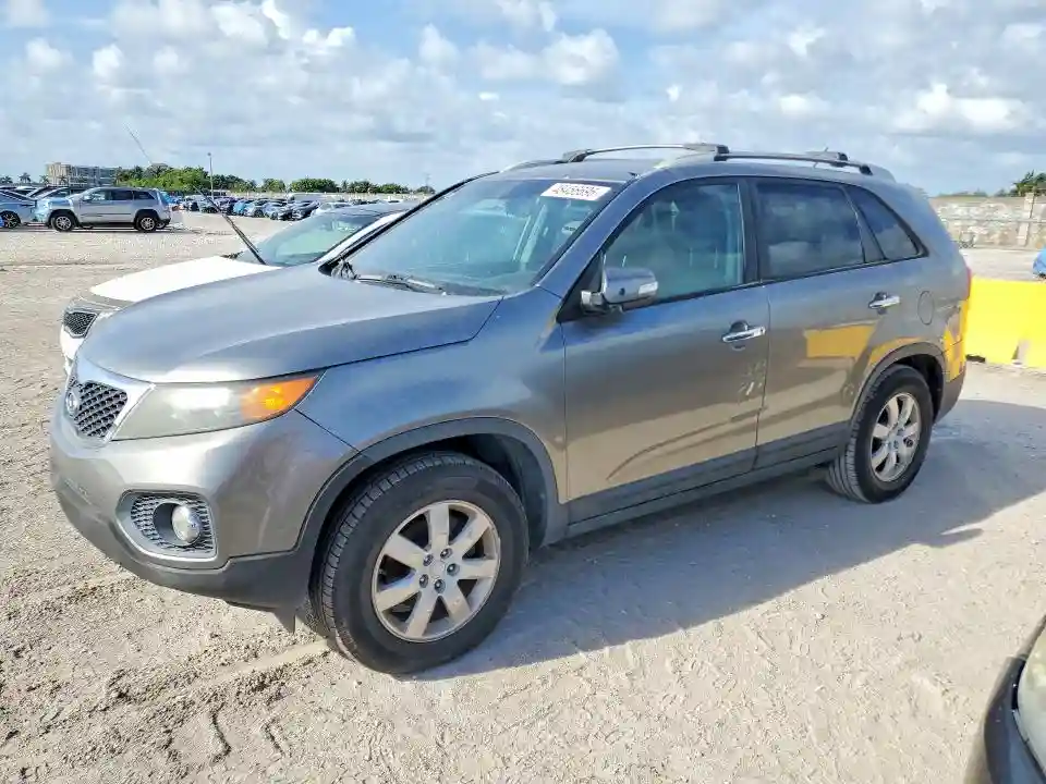 5XYKT3A63CG206447 2012 KIA SORENTO-0