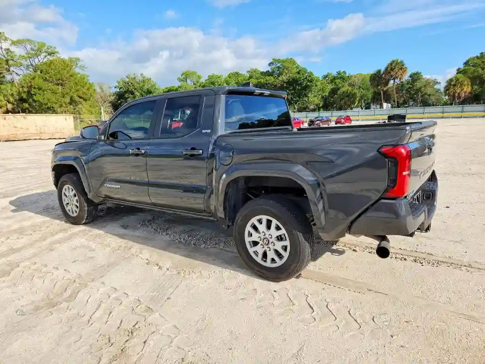 3TMLB5JN1SM092248 2025 TOYOTA TACOMA-1