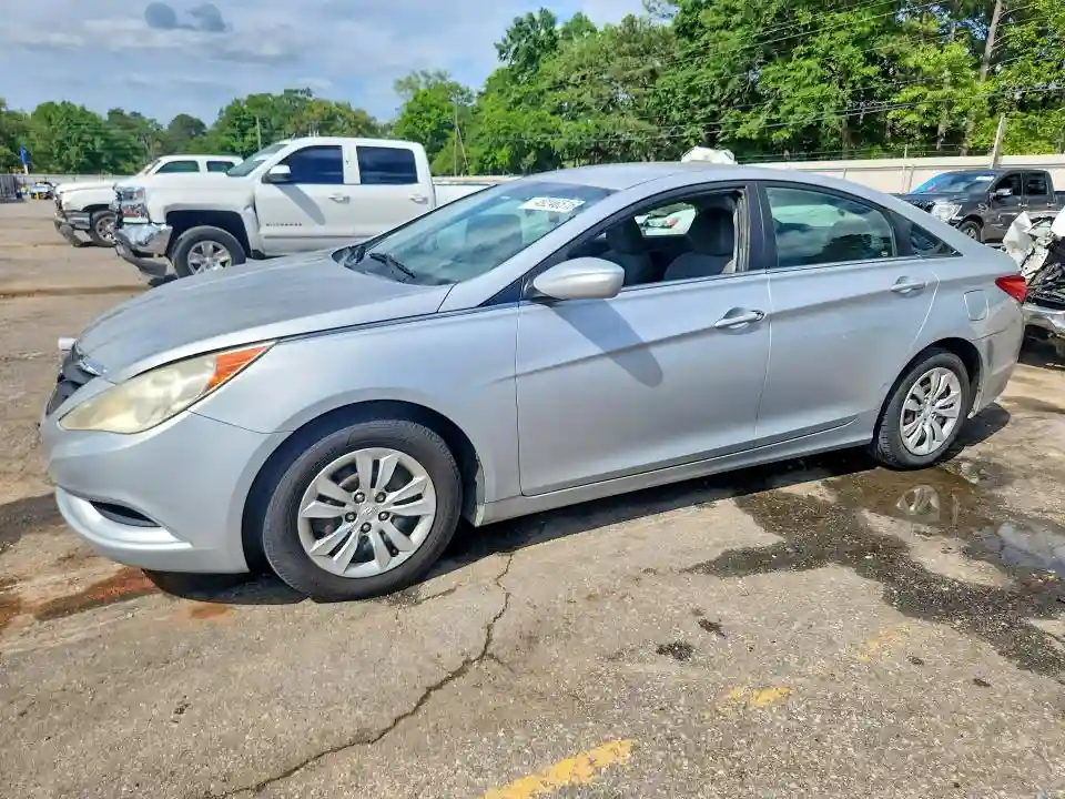 5NPEB4AC1BH235545 2011 HYUNDAI SONATA-0