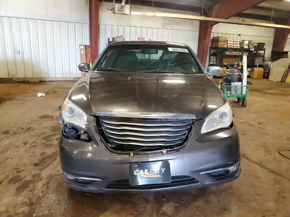 1C3CCBCG0EN157325 2014 CHRYSLER 200-4