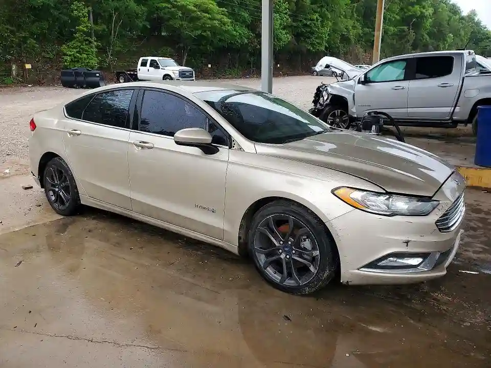 3FA6P0LUXJR269652 2018 FORD FUSION-3