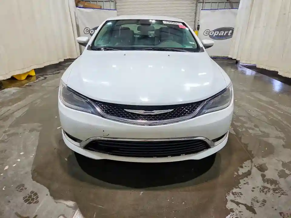 1C3CCCAB8HN509892 2017 CHRYSLER 200-4