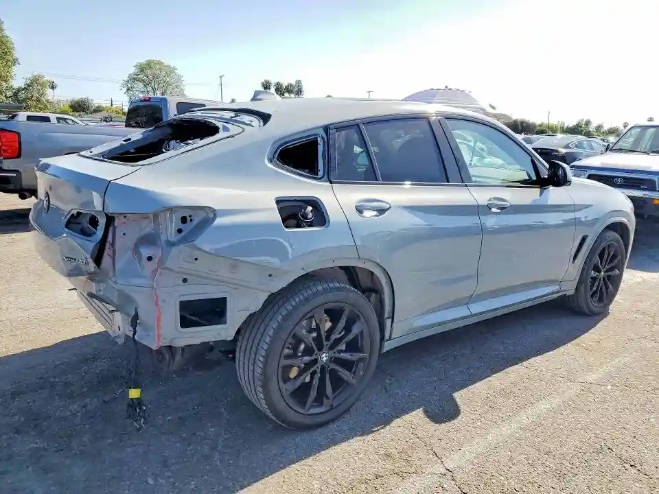 5UX33DT0XR9V11150 2024 BMW X4-2