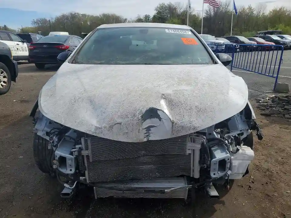 1G1BE5SM0J7106036 2018 CHEVROLET CRUZE-4