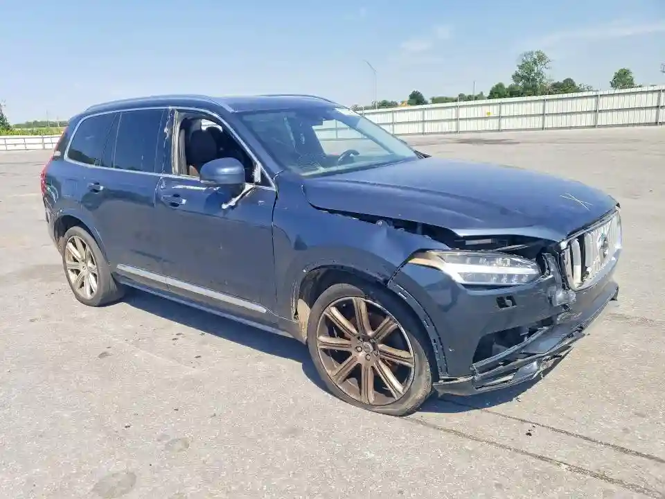 YV4A22PL4K1457205 2019 VOLVO XC90-3