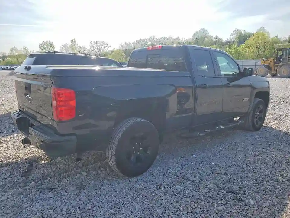 1GCVKREC8HZ330340 2017 CHEVROLET SILVERADO-2