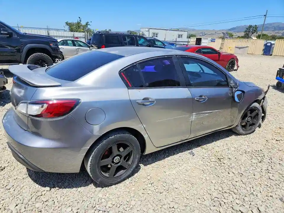 JM1BL1SG3A1302295 2010 MAZDA 3-2