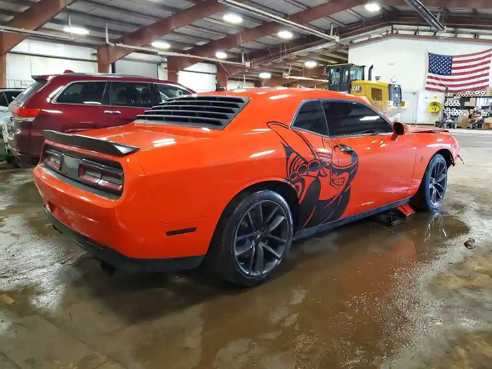 2C3CDZFJ2KH642759 2019 DODGE CHALLENGER-2