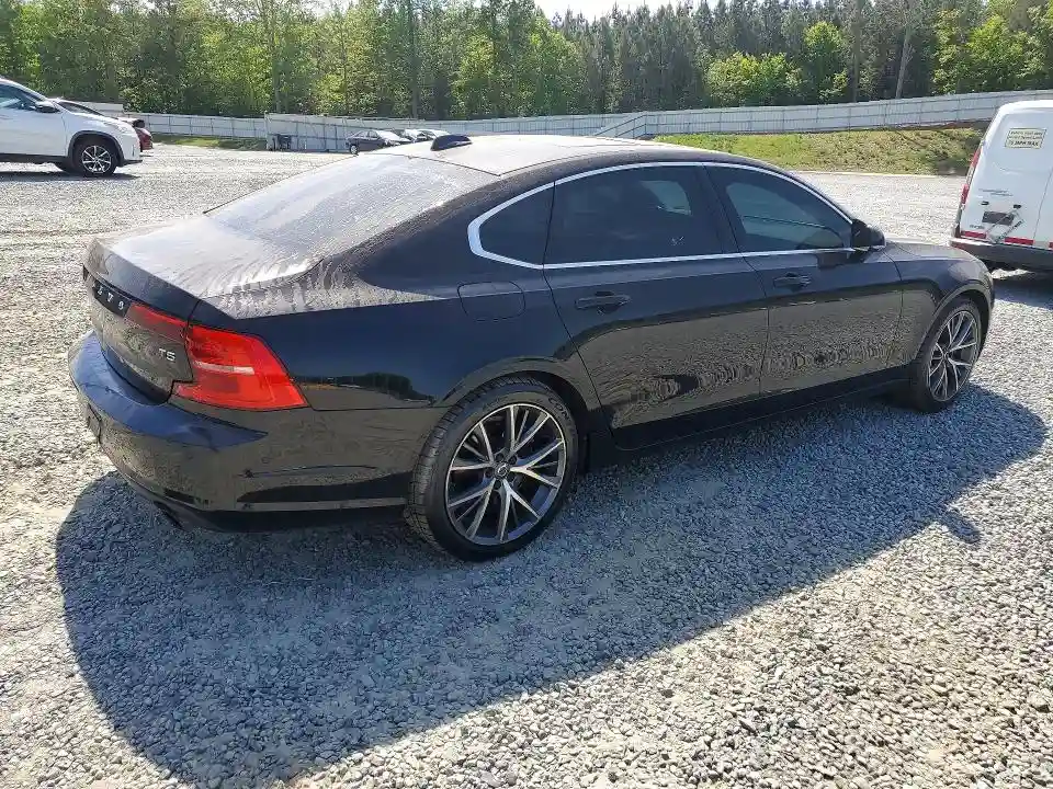 LVY982AK2JP006668 2018 VOLVO S90-2