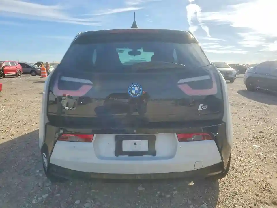 WBY1Z6C59HV548127 2017 BMW I SERIES-5