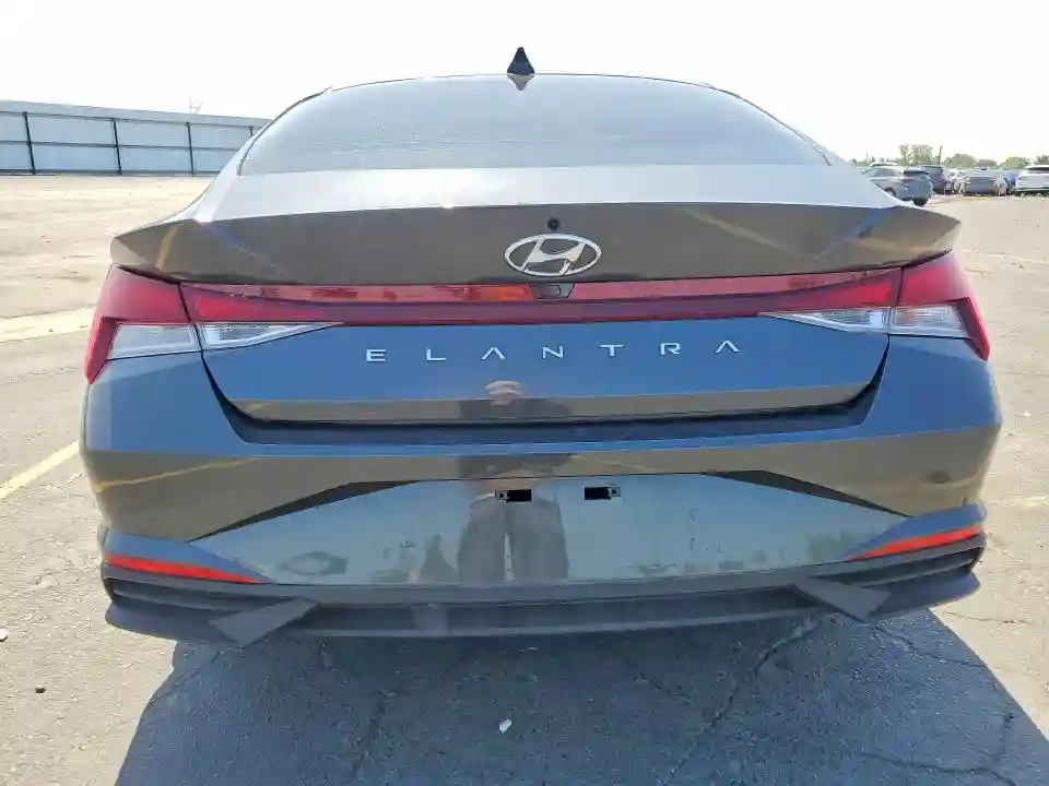 5NPLS4AG6NH082305 2022 HYUNDAI ELANTRA-5