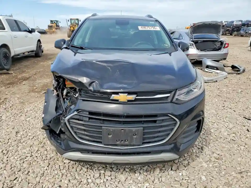 3GNCJLSB0JL323745 2018 CHEVROLET TRAX-4