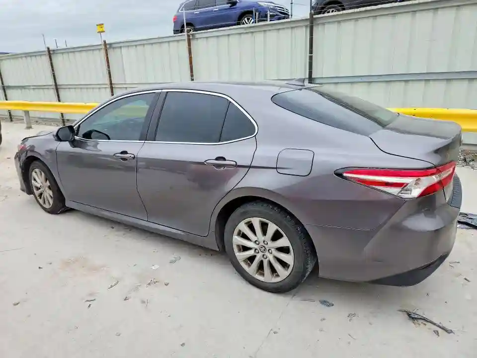 4T1C11AK2LU998676 2020 TOYOTA CAMRY-1