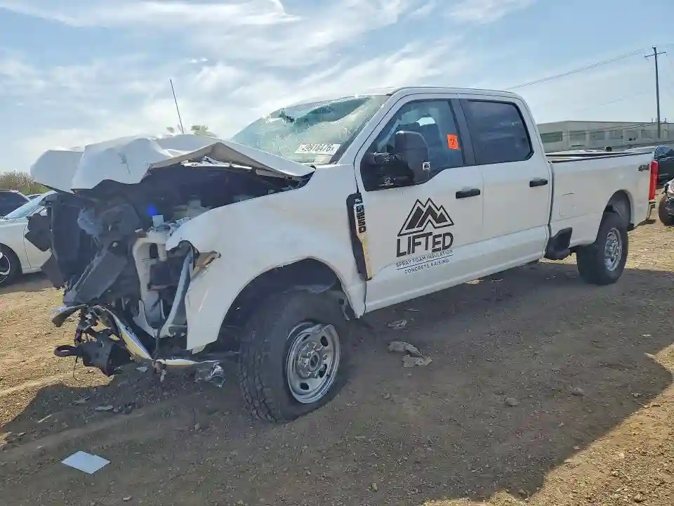1FT7W2BA0REE81611 2024 FORD F250-0