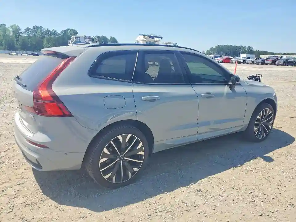 YV4M12RMXT1422451 2026 VOLVO XC60-2