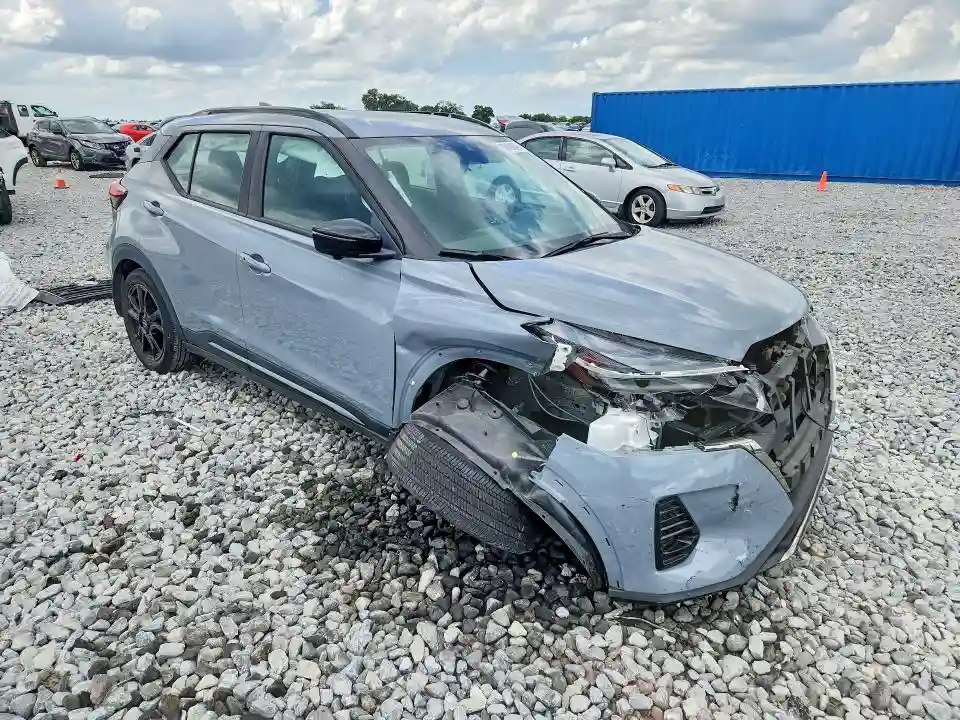 3N1CP5DV8RL528755 2024 NISSAN KICKS-3