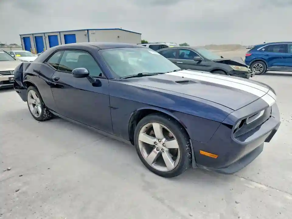 2B3CJ4DG3BH510500 2011 DODGE CHALLENGER-3