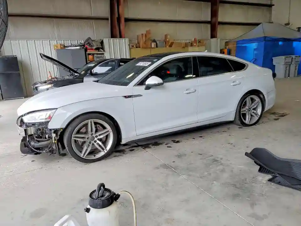 WAUFNCF5XJA053717 2018 AUDI A5-0