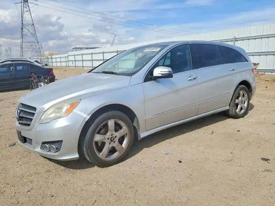 4JGCB6FE3BA118176 2011 MERCEDES-BENZ R-CLASS-0