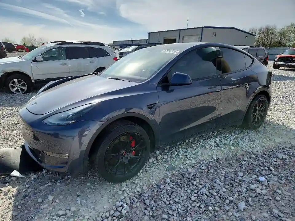 7SAYGDEF6NF537003 2022 TESLA MODEL Y-0