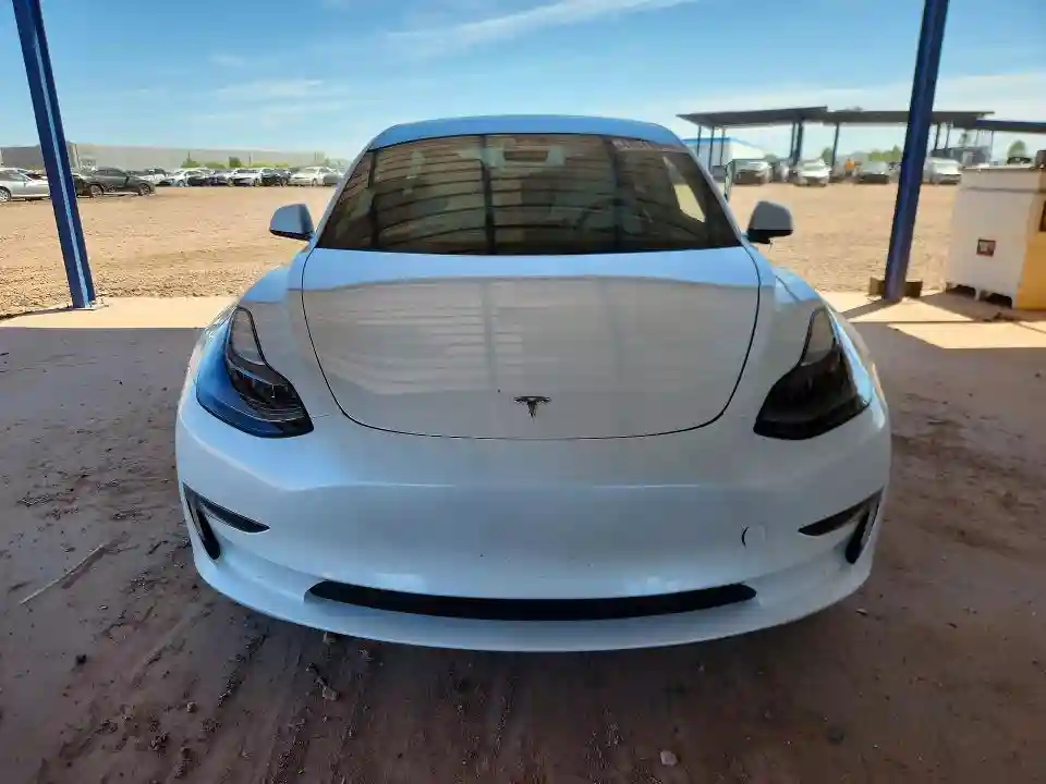 5YJ3E1EA5PF581299 2023 TESLA MODEL 3-4