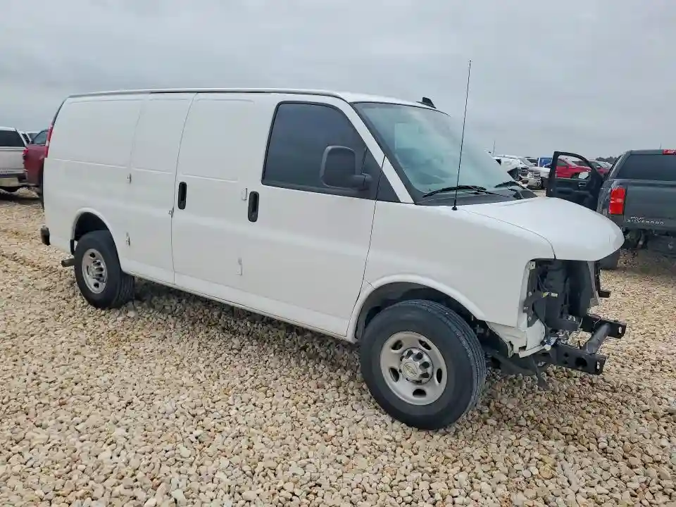 1GCWGAF71R1289493 2024 CHEVROLET EXPRESS-3