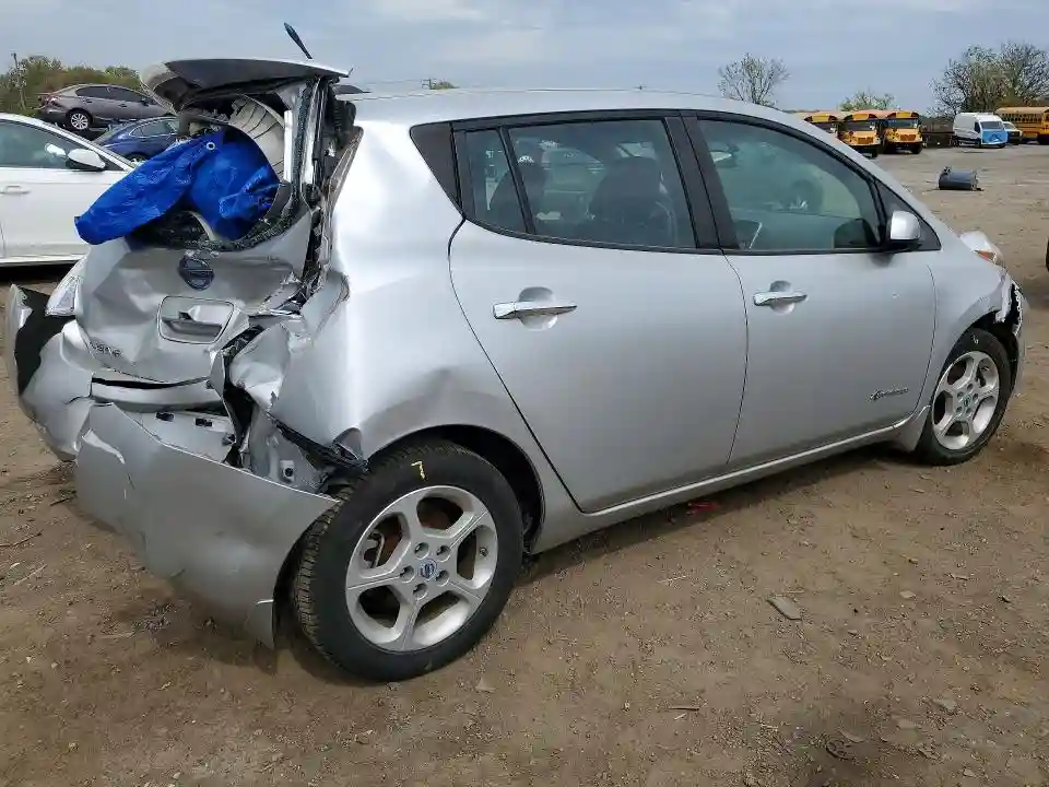 1N4AZ0CP2EC333668 2014 NISSAN LEAF-2