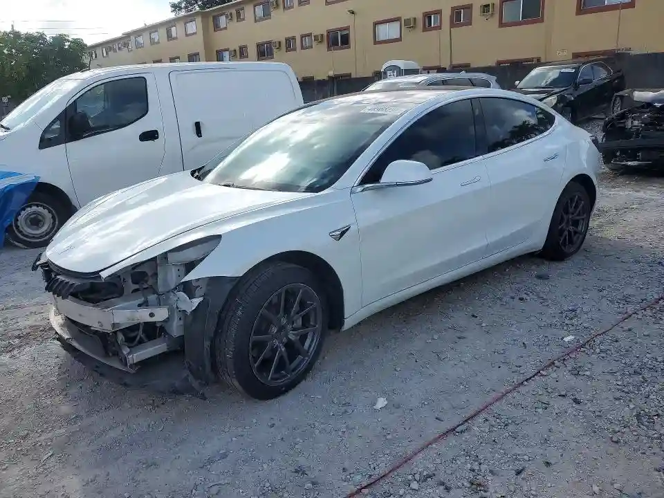 5YJ3E1EA5JF023380 2018 TESLA MODEL 3-0