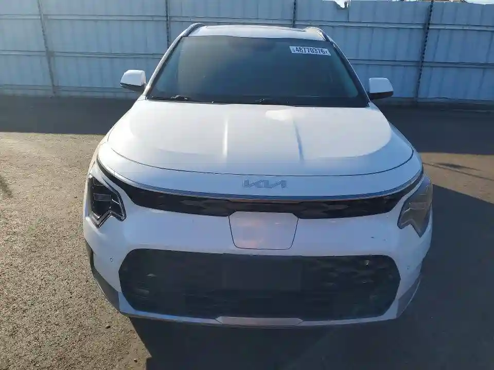 KNDCT3L16P5015447 2023 KIA-4