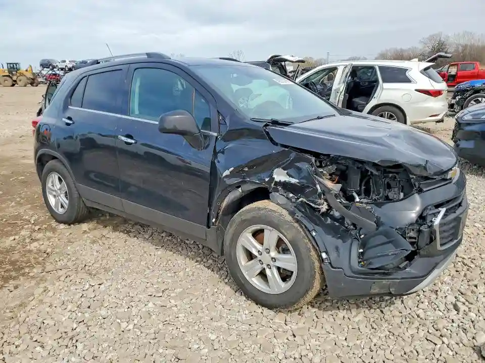 3GNCJLSB0JL323745 2018 CHEVROLET TRAX-3