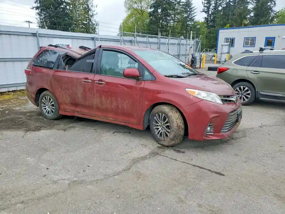 5TDYZ3DC0KS010302 2019 TOYOTA SIENNA-3