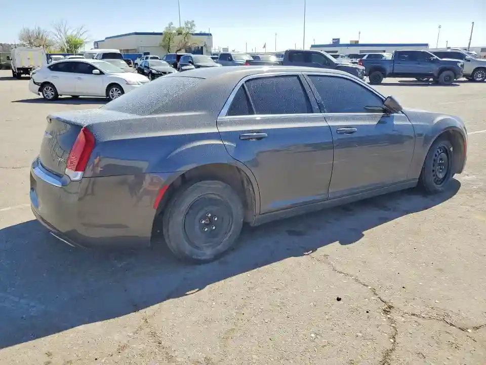 2C3CCAAG8KH676026 2019 CHRYSLER 300-2