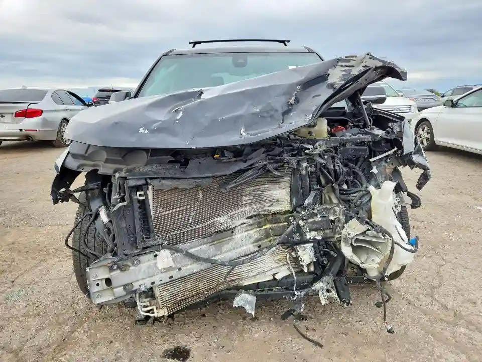 1GNEVKKW3JJ106739 2018 CHEVROLET TRAVERSE-4