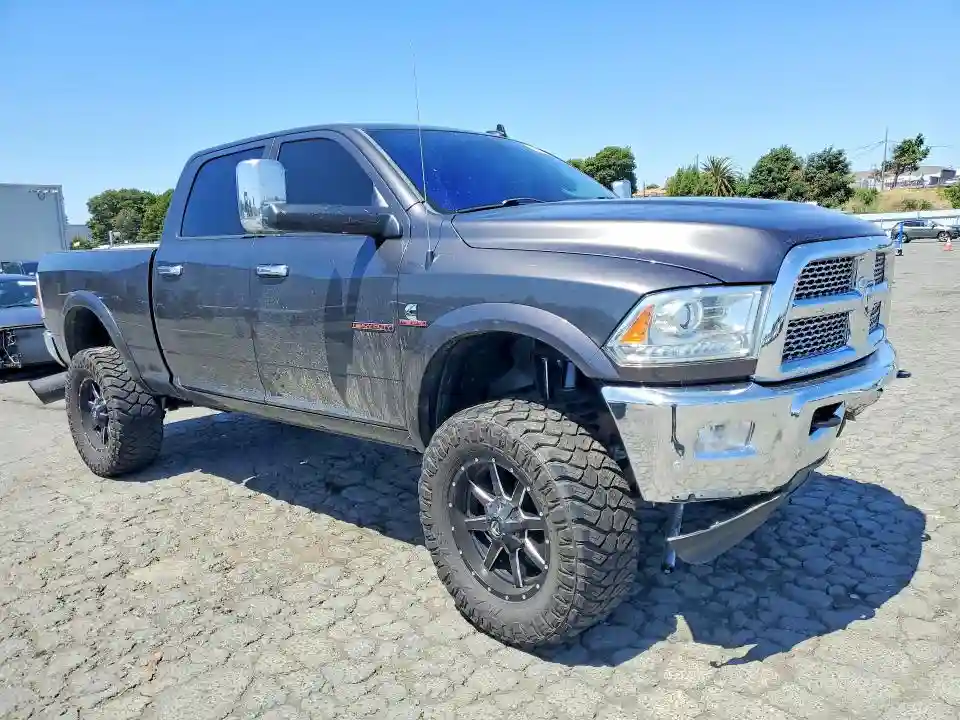 3C6UR5FLXGG333437 2016 RAM 2500-3