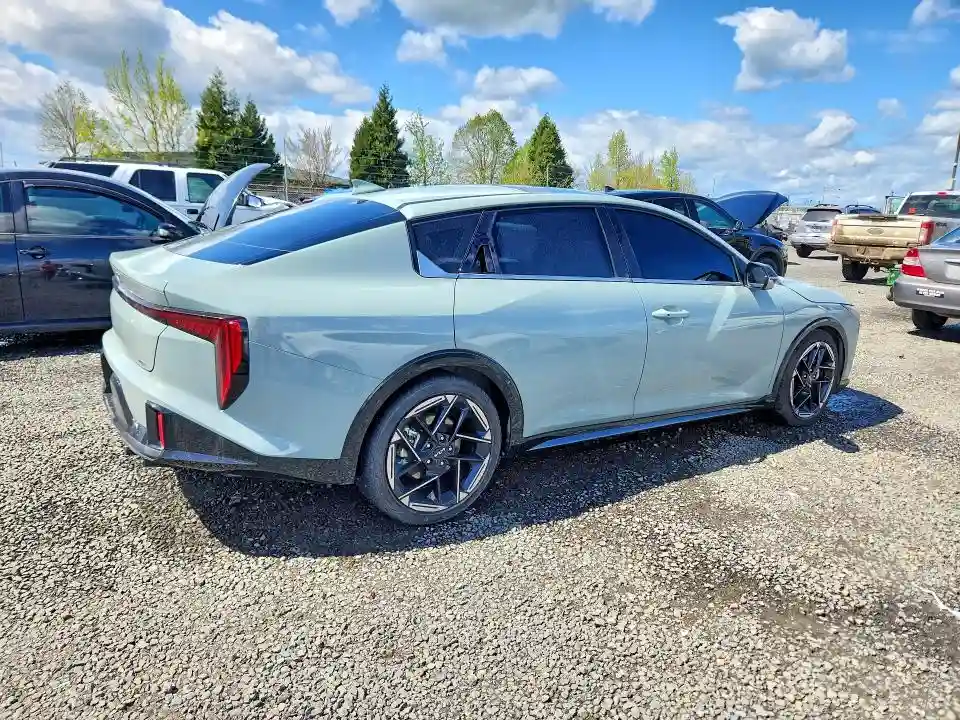 3KPFW4DE1SE166902 2025 KIA K4 GT LINE-2