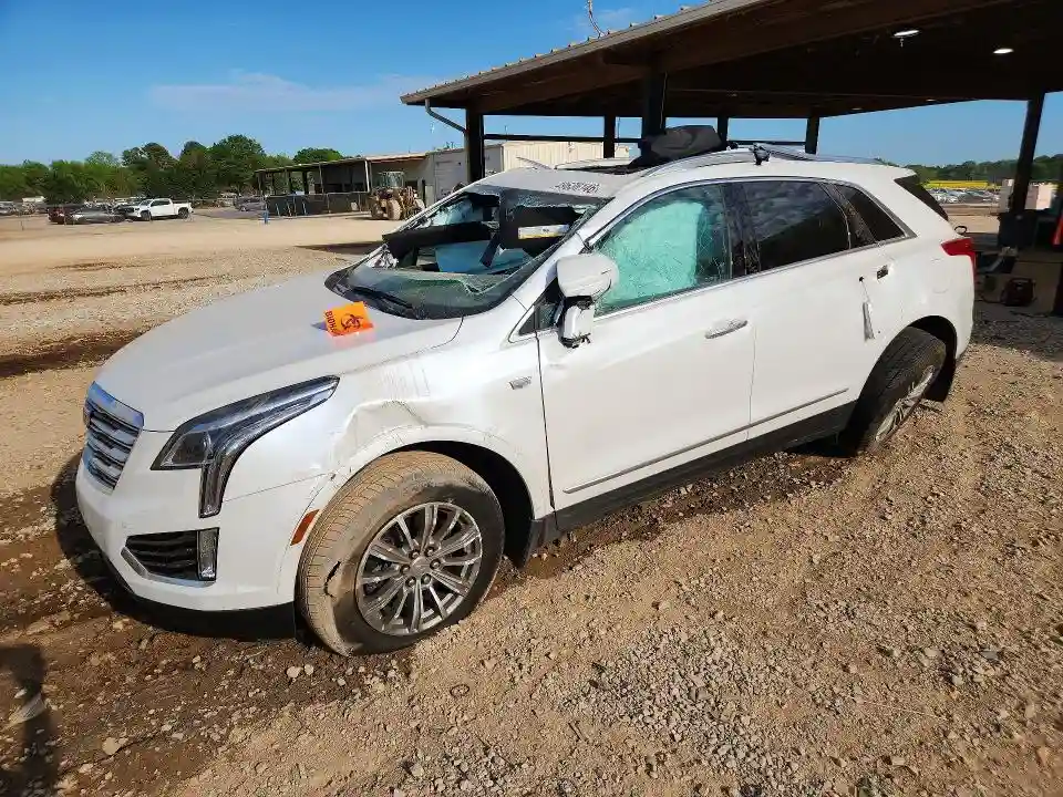 1GYKNCRS5JZ186481 2018 CADILLAC XT5-0