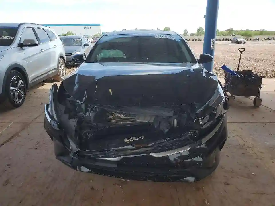 3KPF24AD6RE802490 2024 KIA FORTE-4