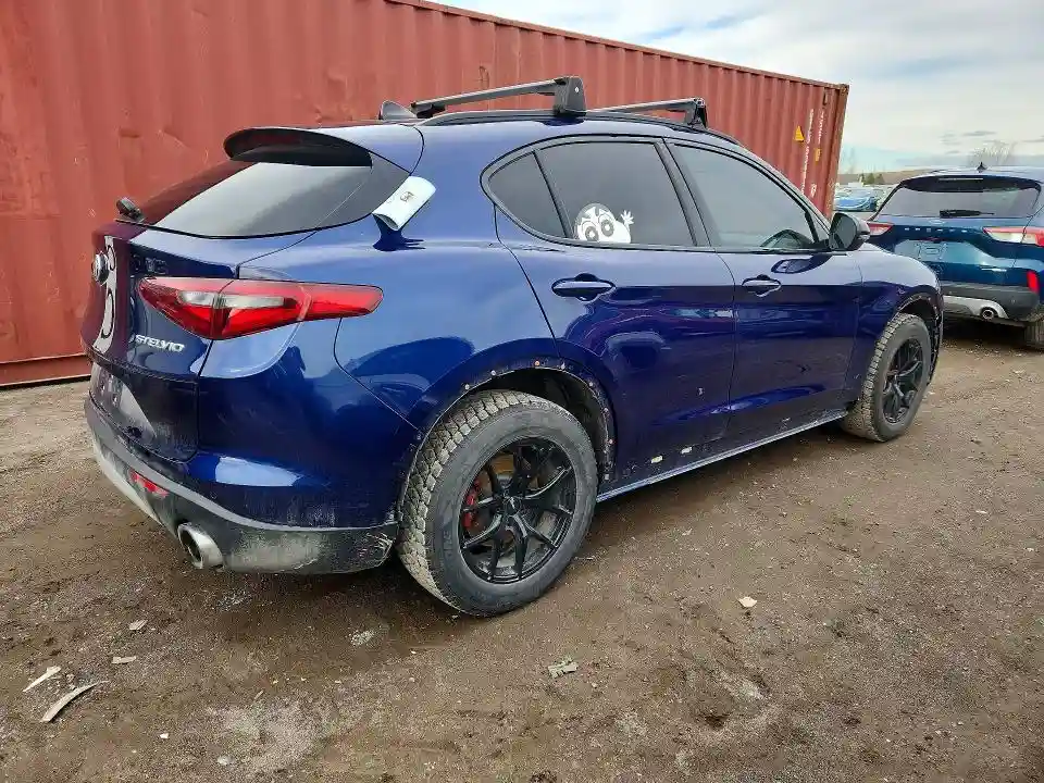 ZASFAKNN7J7C01692 2018 ALFA ROMEO STELVIO-2