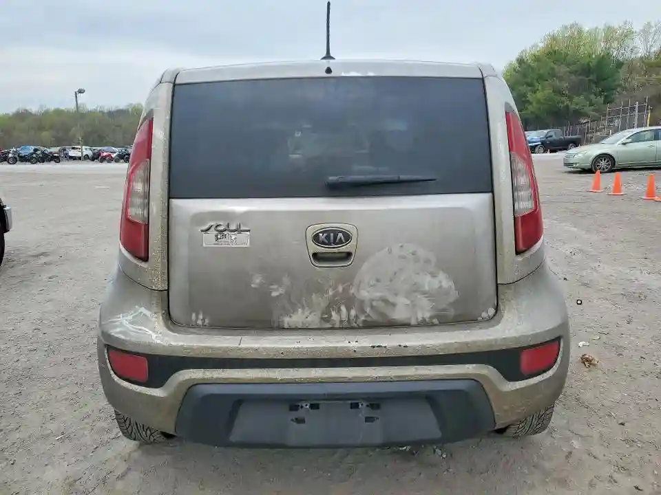 KNDJT2A51C7449894 2012 KIA SOUL BASE-5