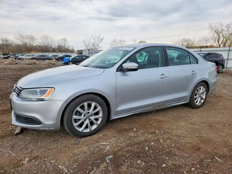 3VWD07AJ3EM438191 2014 VOLKSWAGEN JETTA-0
