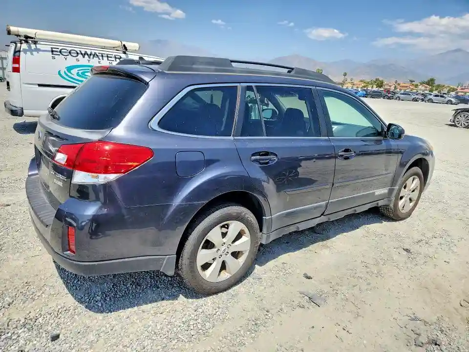 4S4BRBKC8C3211852 2012 SUBARU OUTBACK-2
