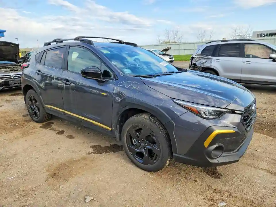 4S4GUHF60R3755752 2024 SUBARU CROSSTREK-3