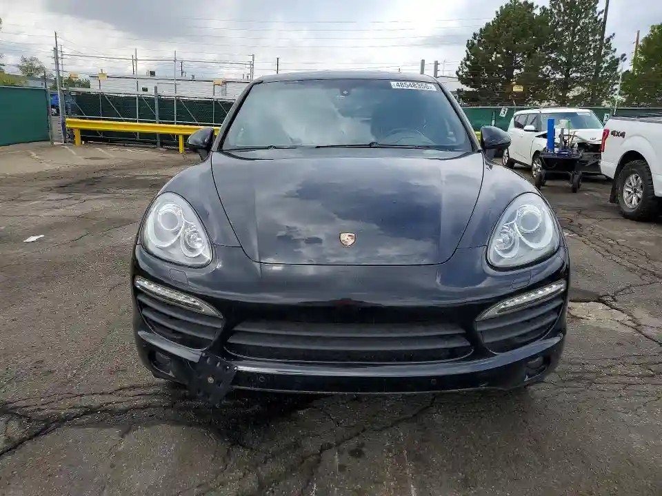 WP1AE2A23BLA92657 2011 PORSCHE CAYENNE-4